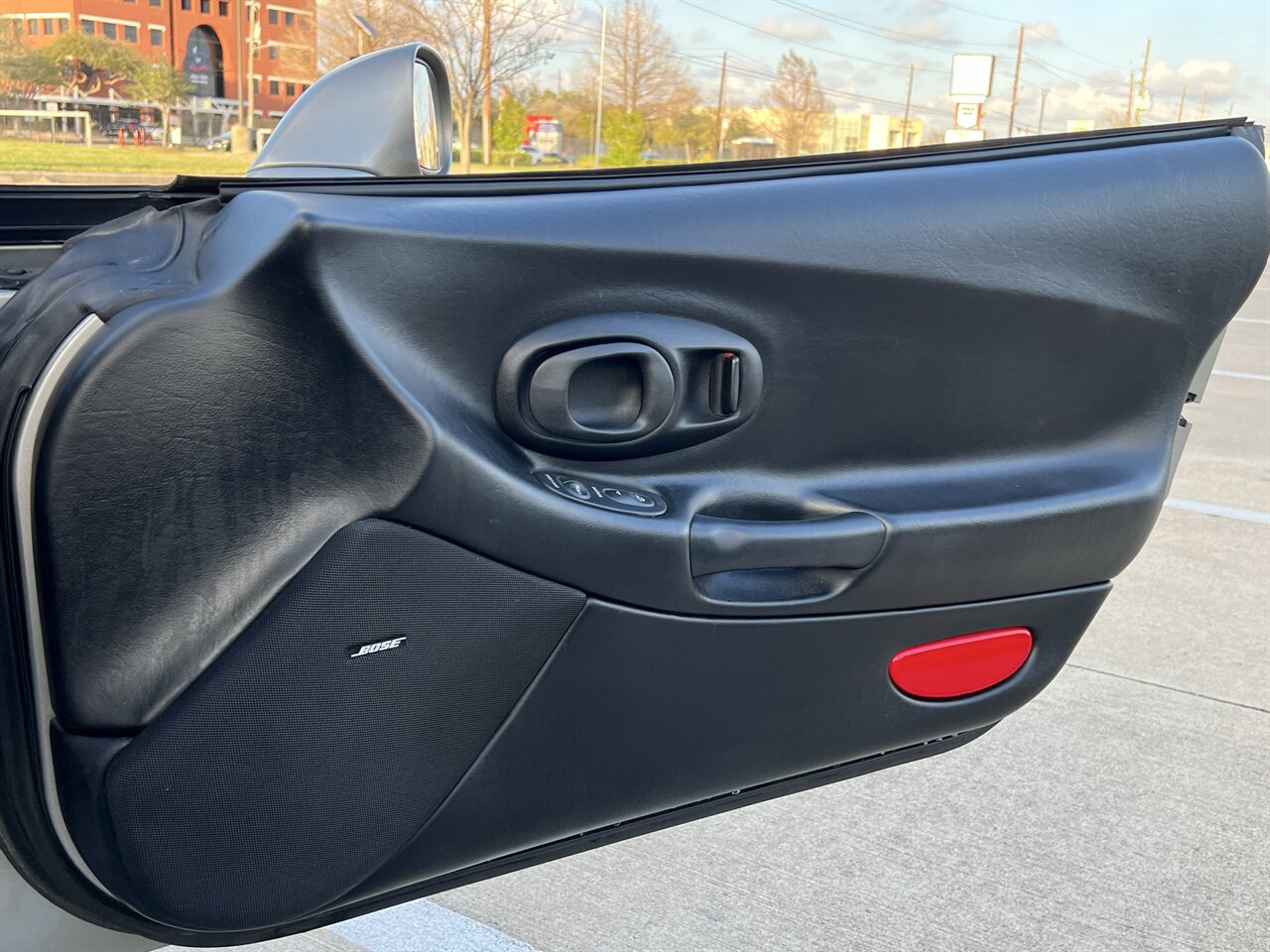 2002 Chevrolet Corvette CONVERTIBLE AUTO MICHELIN TIRES AUTO ONLY 82K MLS - Photo 56 - Houston, TX 77031
