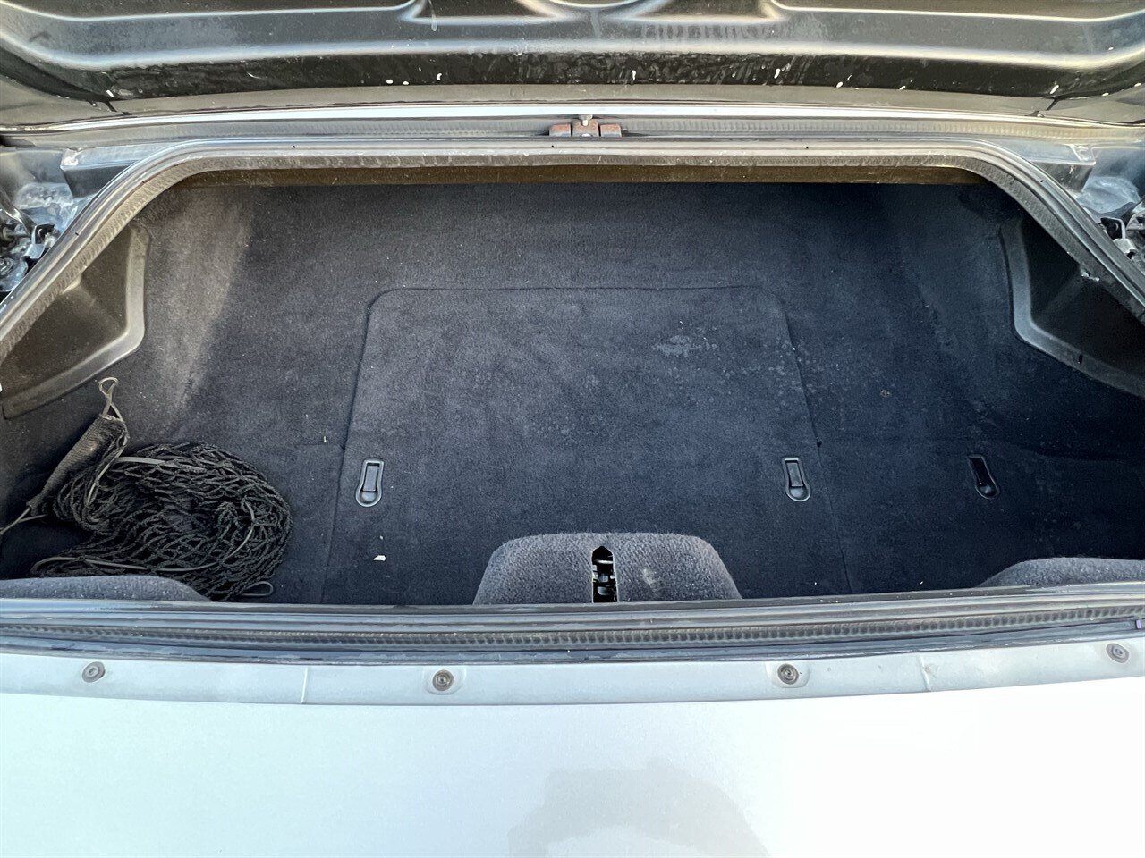 2002 Chevrolet Corvette CONVERTIBLE AUTO MICHELIN TIRES AUTO ONLY 82K MLS - Photo 23 - Houston, TX 77031