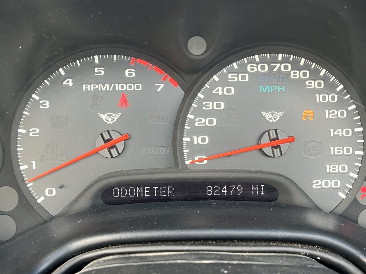 2002 Chevrolet Corvette CONVERTIBLE AUTO MICHELIN TIRES AUTO ONLY 82K MLS - Photo 43 - Houston, TX 77031