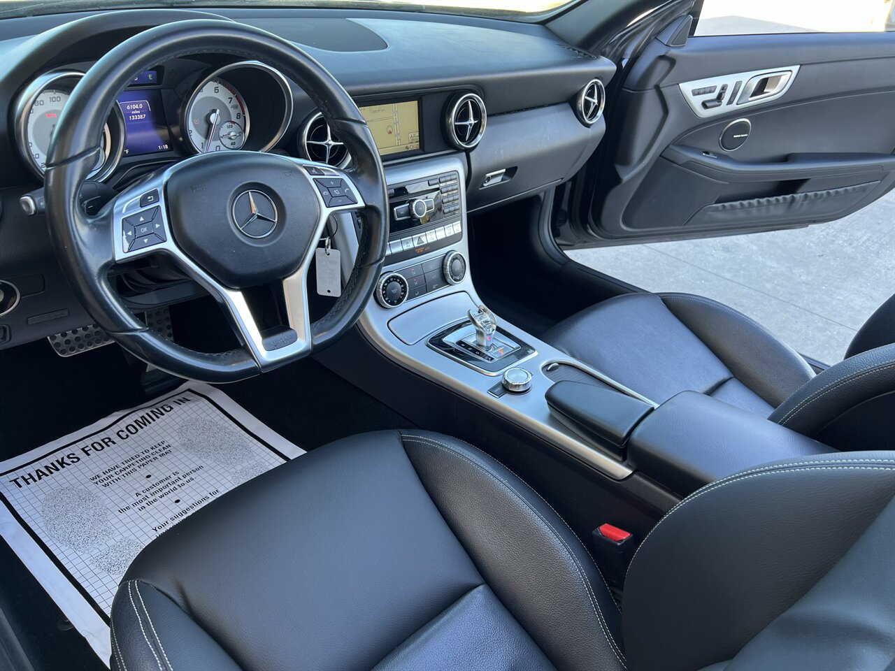 2016 Mercedes-Benz SLK SLK 300 CONV PANO HTD SEATS NAV SPT SUSPENSION   - Photo 31 - Houston, TX 77031