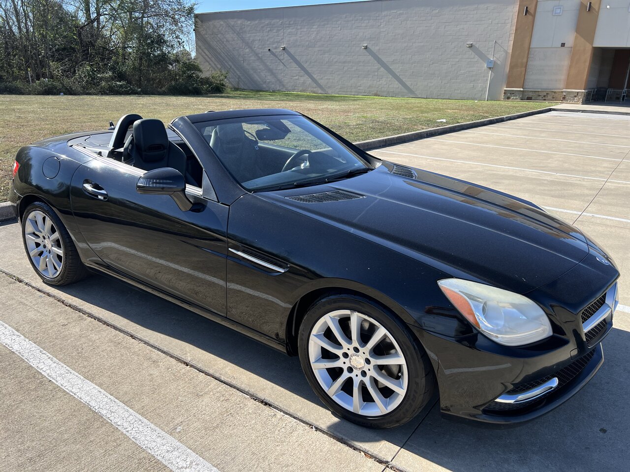 2016 Mercedes-Benz SLK SLK 300 CONV PANO HTD SEATS NAV SPT SUSPENSION   - Photo 9 - Houston, TX 77031