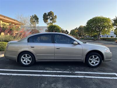 2006 Nissan Altima 2.5  4 Cylender 4DR With Leather - Photo 5 - Irvine, CA 92614