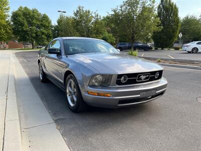 2006 Ford Mustang V6  Coupe