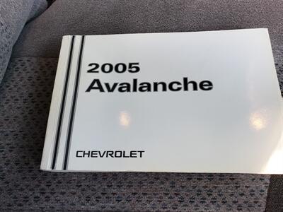 2005 Chevrolet Avalanche 1500 LS 4dr 1500 LS   - Photo 26 - Boise, ID 83705