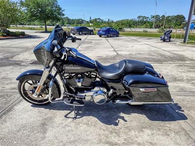 2021 Harley-Davidson® FLHX - Street Glide®   - Photo 7 - Palm Bay, FL 32905