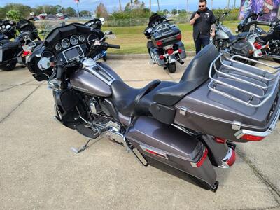 2014 Harley-Davidson® FLHTK - Electra Glide® Ultra Limited   - Photo 10 - Palm Bay, FL 32905