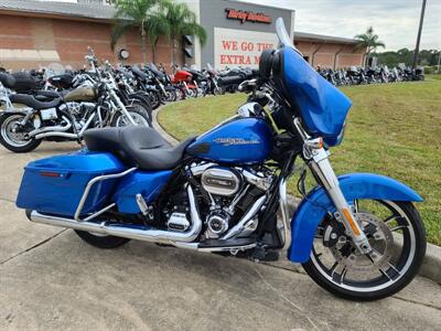 2018 Harley-Davidson® FLHX - Street Glide®   - Photo 2 - Palm Bay, FL 32905