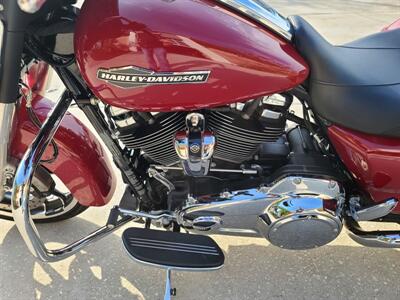 2021 Harley-Davidson® FLHX - Street Glide®   - Photo 6 - Palm Bay, FL 32905