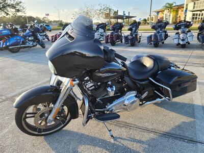 2018 Harley-Davidson® FLHX - Street Glide®   - Photo 4 - Palm Bay, FL 32905