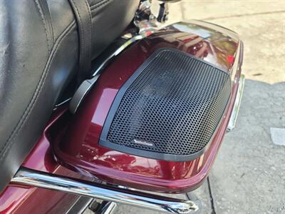 2014 Harley-Davidson® FLHTK - Electra Glide® Ultra Limited   - Photo 9 - Palm Bay, FL 32905
