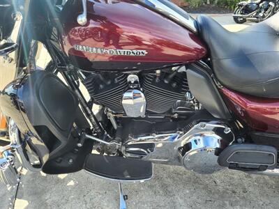 2014 Harley-Davidson® FLHTK - Electra Glide® Ultra Limited   - Photo 5 - Palm Bay, FL 32905