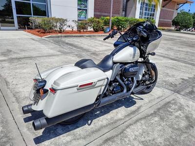 2019 Harley-Davidson® FLTRXS - Road Glide® Special   - Photo 4 - Palm Bay, FL 32905