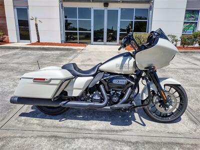 2019 Harley-Davidson® FLTRXS - Road Glide® Special   - Photo 3 - Palm Bay, FL 32905