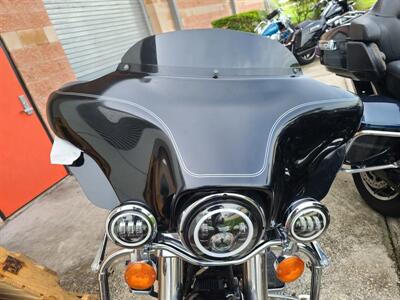 2006 Harley-Davidson® FLHTCUI - Ultra Classic® Electra Glide®   - Photo 7 - Palm Bay, FL 32905