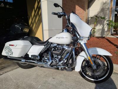 2017 Harley-Davidson® FLHXS - Street Glide® Special   - Photo 2 - Palm Bay, FL 32905