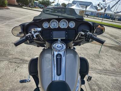 2018 Harley-Davidson® FLHX - Street Glide®   - Photo 5 - Palm Bay, FL 32905