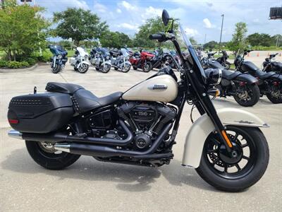 2022 Harley-Davidson® FLHCS - Heritage Classic 114   - Photo 2 - Palm Bay, FL 32905