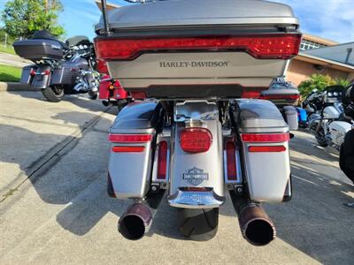 2017 Harley-Davidson® FLHTK - Ultra Limited   - Photo 3 - Palm Bay, FL 32905