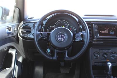 2018 Volkswagen Beetle 2.0T S   - Photo 8 - Albuquerque, NM 87113