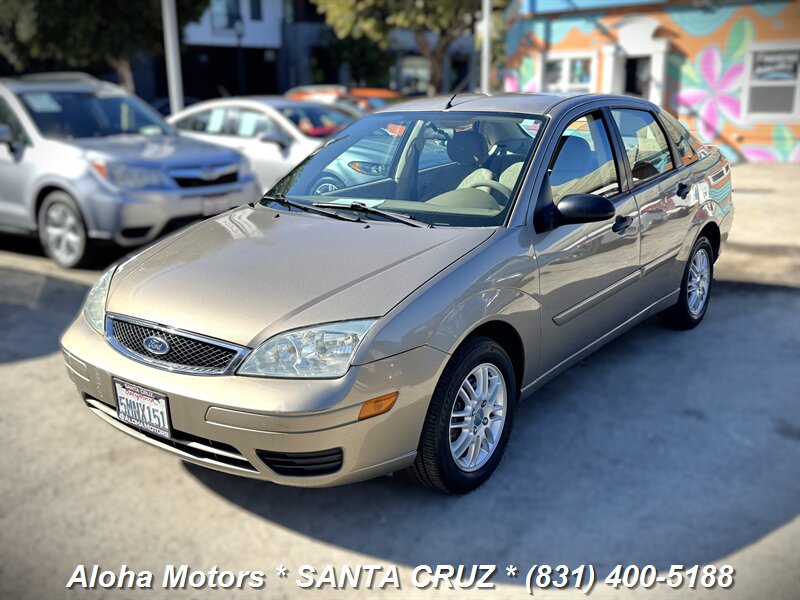 2005 Ford Focus ZX4 S