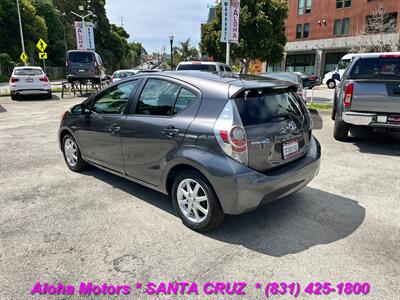 2014 Toyota Prius c Three   - Photo 8 - Santa Cruz, CA 95060