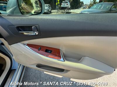 2012 Lexus ES 350   - Photo 17 - Santa Cruz, CA 95060