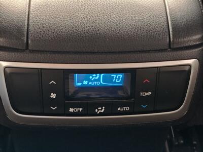 2017 Toyota Highlander Hybrid Limited   - Photo 33 - Woodstock, GA 30188