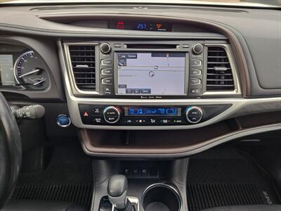 2017 Toyota Highlander Hybrid Limited   - Photo 21 - Woodstock, GA 30188