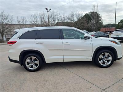 2017 Toyota Highlander Hybrid Limited   - Photo 4 - Woodstock, GA 30188