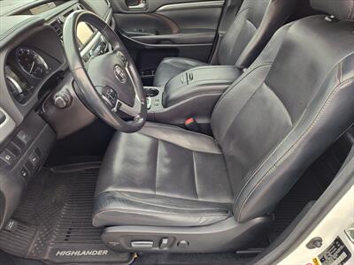 2017 Toyota Highlander Hybrid Limited   - Photo 12 - Woodstock, GA 30188