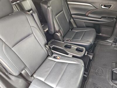 2017 Toyota Highlander Hybrid Limited   - Photo 17 - Woodstock, GA 30188