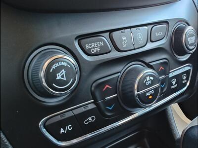 2016 Jeep Cherokee Limited   - Photo 26 - Woodstock, GA 30188