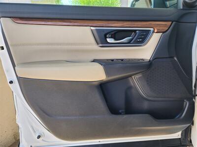 2021 Honda CR-V Hybrid EX-L   - Photo 21 - Fountain Hills, AZ 85268
