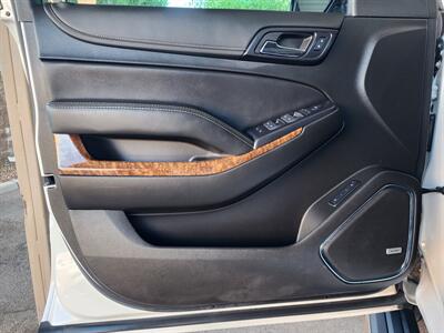 2019 Chevrolet Tahoe Premier   - Photo 24 - Fountain Hills, AZ 85268