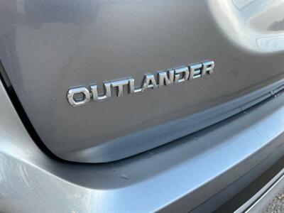 2020 Mitsubishi Outlander SE   - Photo 10 - Clearfield, UT 84015