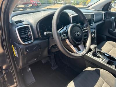 2020 Kia Sportage LX   - Photo 22 - Clearfield, UT 84015