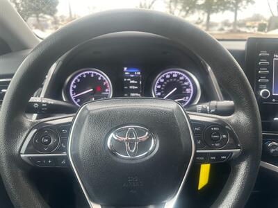 2022 Toyota Camry LE   - Photo 27 - Clearfield, UT 84015