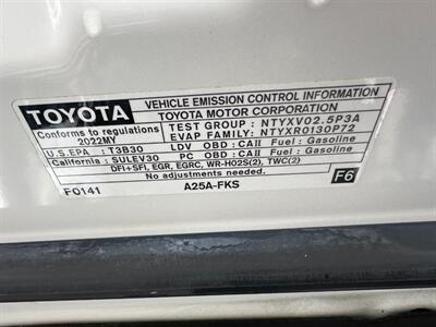 2022 Toyota Camry LE   - Photo 16 - Clearfield, UT 84015