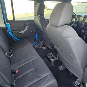 2015 Jeep Wrangler Unlimited Freedom Edition - Photo 11 - West Haven, UT 84401