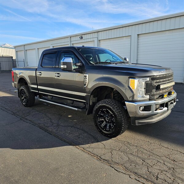 2017 Ford F-250 Super Duty Lariat  