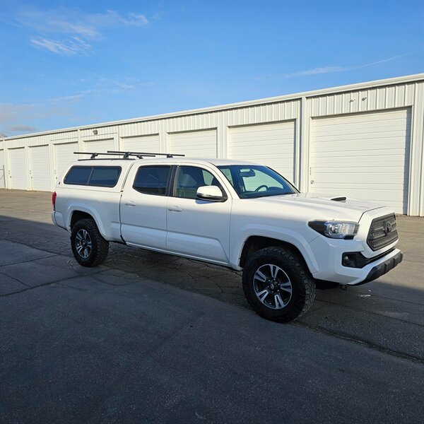 2016 Toyota Tacoma TRD Sport  