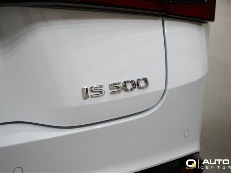 2022 Lexus IS 500 photo