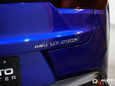 2023 Lexus UX 250h 250h F SPORT Handling   - Photo 6 - Lynnwood, WA 98036