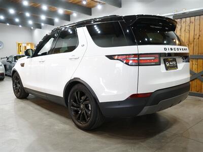 2020 Land Rover Discovery HSE Luxury   - Photo 6 - Lynnwood, WA 98036