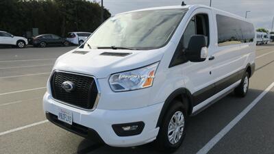2022 Ford Transit 350 XLT Low Roof 10 Passenger Captain Seats - Photo 4 - Long Beach, CA 90807