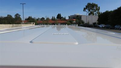 2022 Ford Transit 350 XLT Low Roof 10 Passenger Captain Seats - Photo 12 - Long Beach, CA 90807