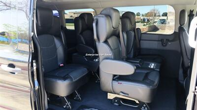 2020 Ford Transit 350 XLT  Low Roof 10 Passenger Luxury Seating - Photo 15 - Long Beach, CA 90807