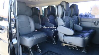2021 Ford Transit 350 XLT Low Roof 9 Passenger Luxury Seating - Photo 21 - Long Beach, CA 90807