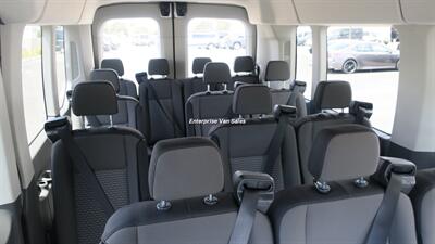 2021 Ford Transit 350 XLT  Mid Roof 15 Passenger Seating - Photo 17 - Long Beach, CA 90807