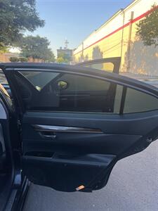 2017 Lexus ES 300h   - Photo 29 - Sacramento, CA 95825